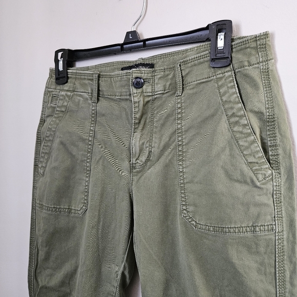 Banana Republic Olive Green Casual Pants Capri Cropped Rolled Neutral Solid - Picture 2 of 13